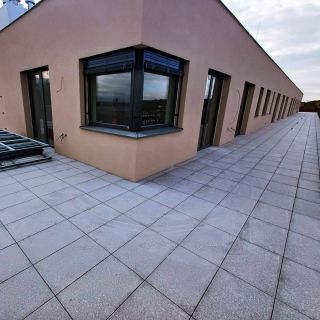 🔥📷 Nafotili jsme pro Vás realizaci, na které jsme se podíleli dodávkou výškově stavitelných terčů pod dlažbu. Soubor teras...